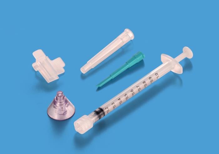 Vaccine syringe sprayer for modern-day viruses